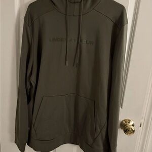 Under Armour Men's Hoodie in Olive Green